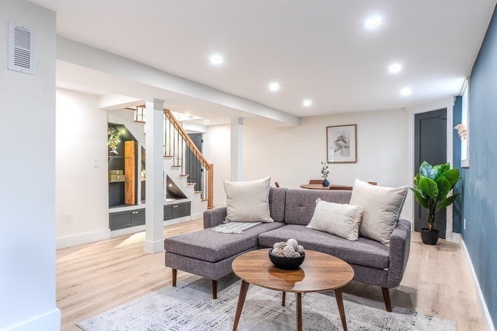 Single Family Residence at 5 Franklin Avenue, Wilmington MA 01887, Wilmington, photo 37 of 42