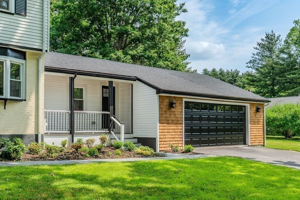 Single Family Residence at 5 Franklin Avenue, Wilmington MA 01887, Wilmington, photo 4 of 42