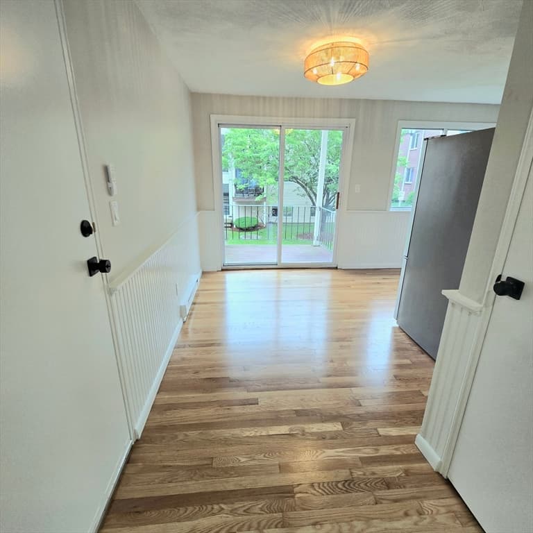 Condominium at 16 Appleton Park # B3, Ipswich MA 01938, Ipswich, photo 17 of 26