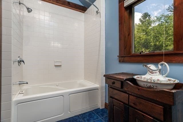 Single Family Residence at 299 Sterling Rd, Princeton MA 01541, Princeton, photo 30 of 42