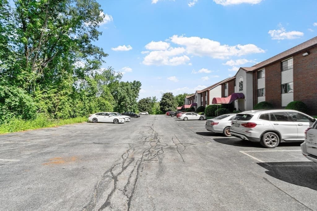 2510 Skyline # 7, Lowell MA 01854 photo 26
