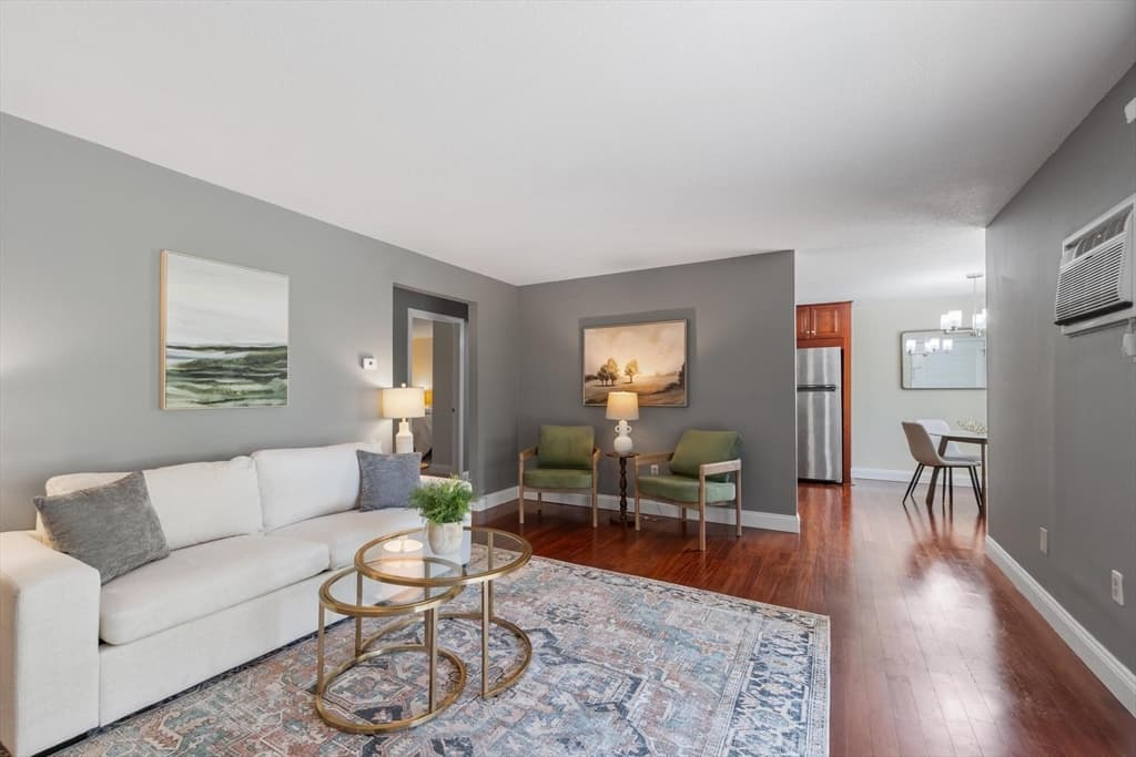 2510 Skyline # 7, Lowell MA 01854 photo 3