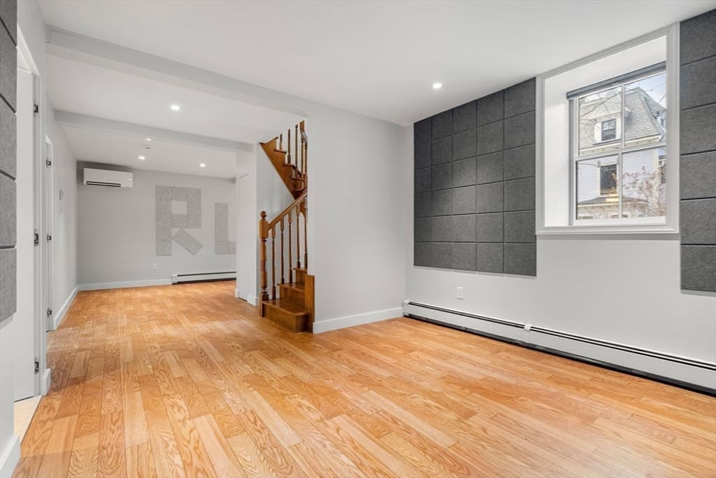 Single Family Residence at 44 Putnam, Newton MA 02465, Newton, photo 29 of 40