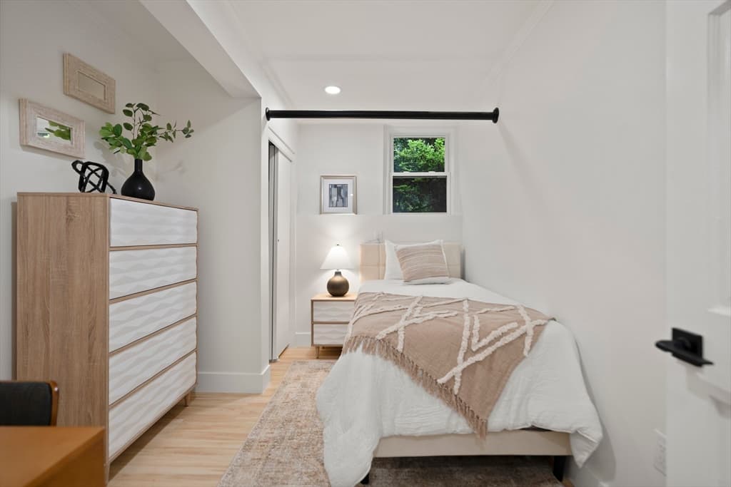 Condominium at 52 Garden St # B2, Cambridge MA 02138, photo 4 of 16
