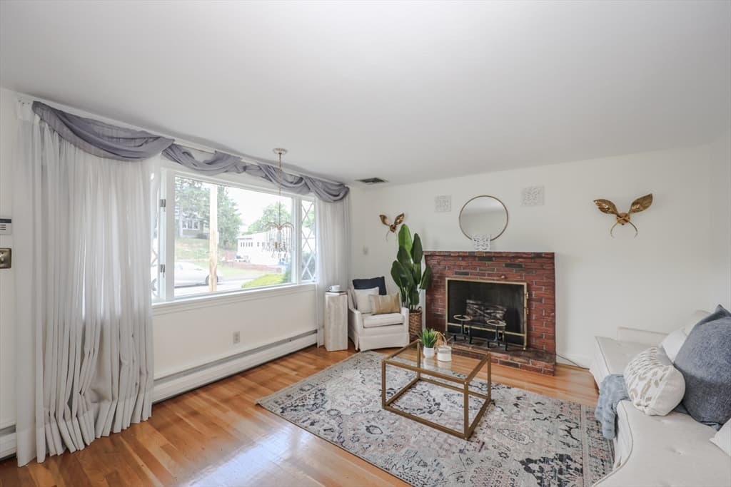 18 Fleming, Malden MA 02148 photo 4