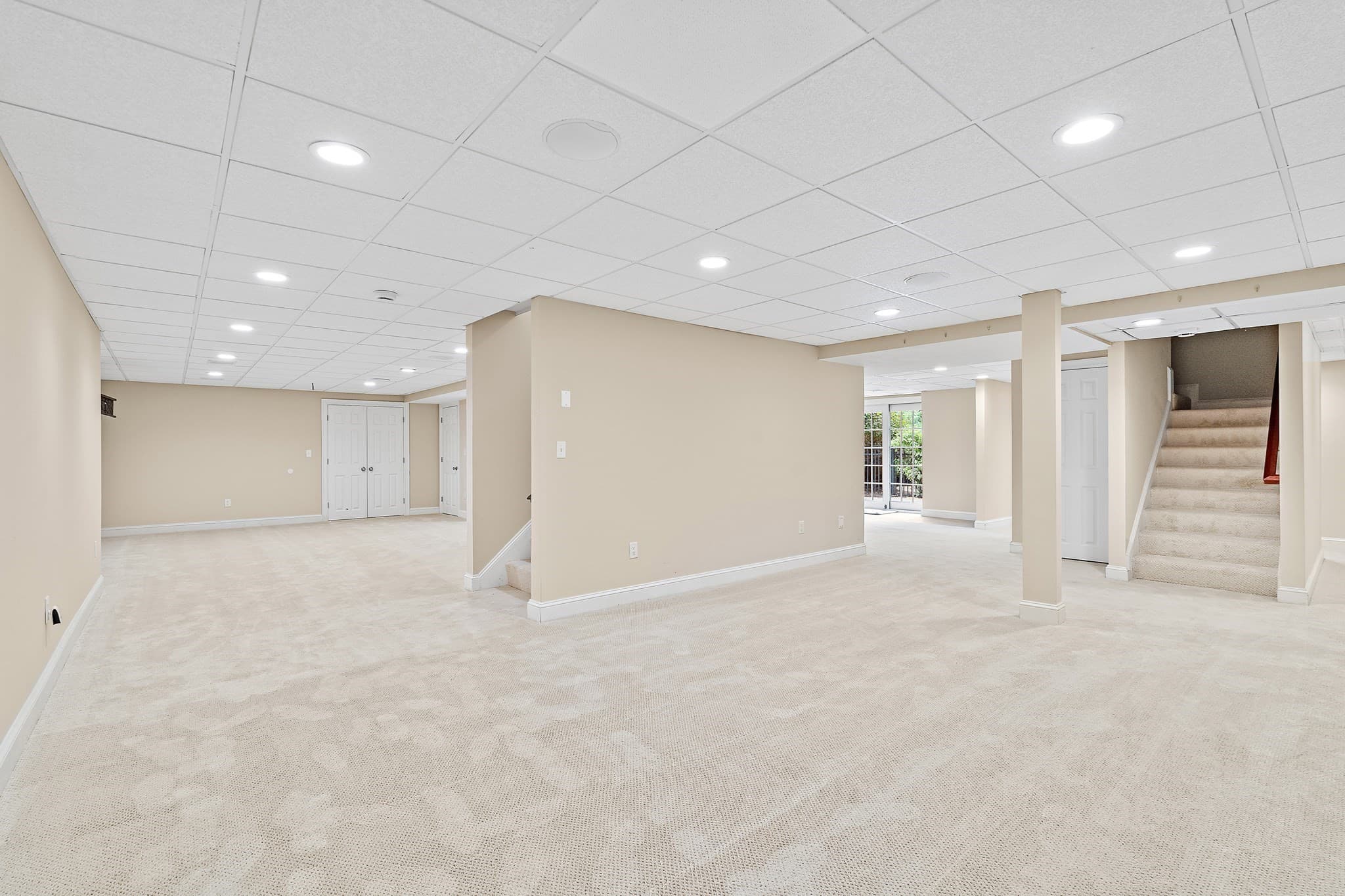 Single Family Residence at 16 Kingsbury Dr, Holliston MA 01746, Holliston, photo 30 of 42