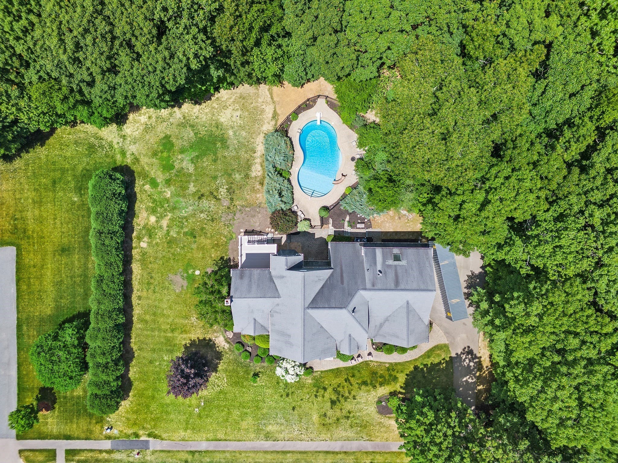 Single Family Residence at 16 Kingsbury Dr, Holliston MA 01746, Holliston, photo 38 of 42