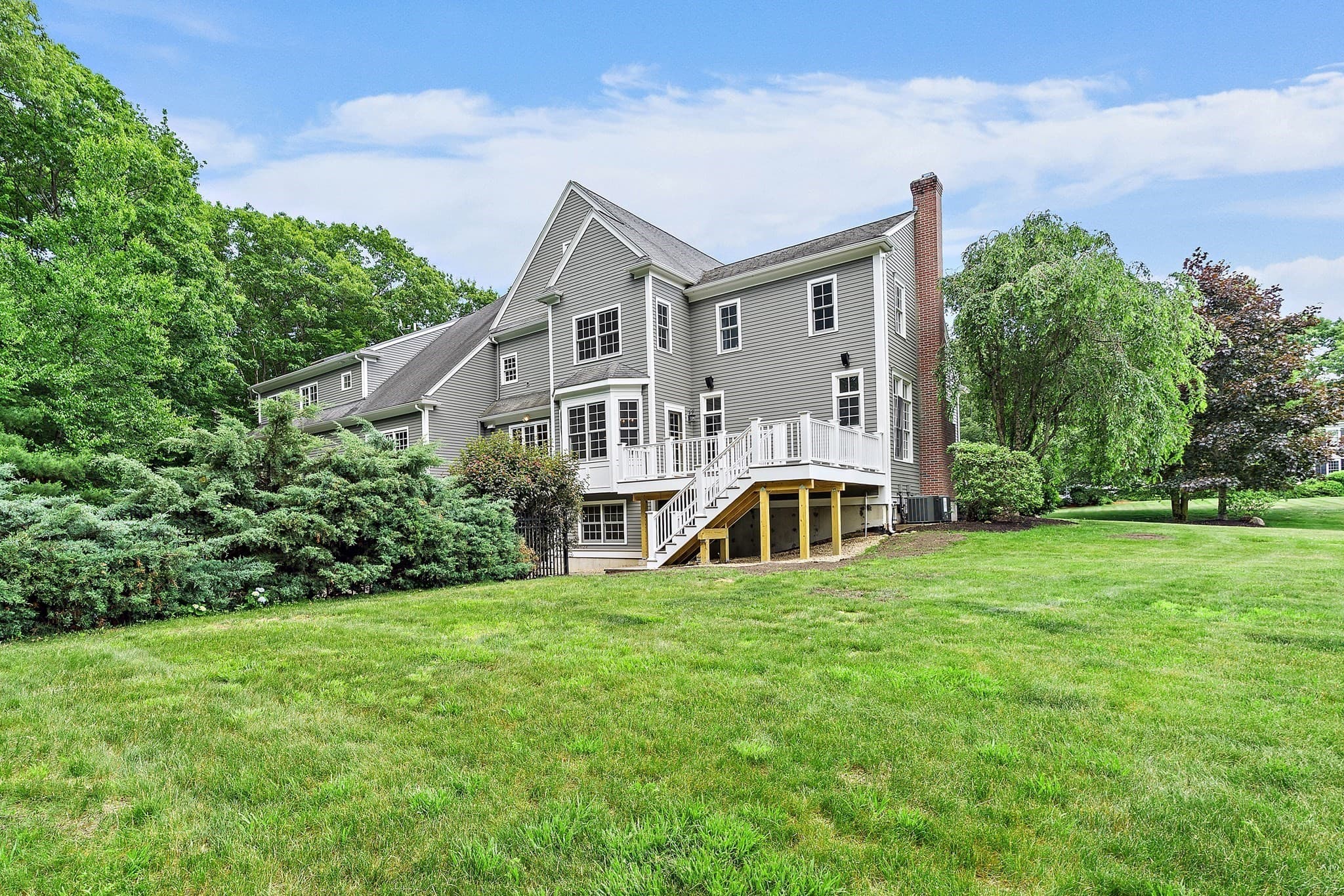 Single Family Residence at 16 Kingsbury Dr, Holliston MA 01746, Holliston, photo 37 of 42