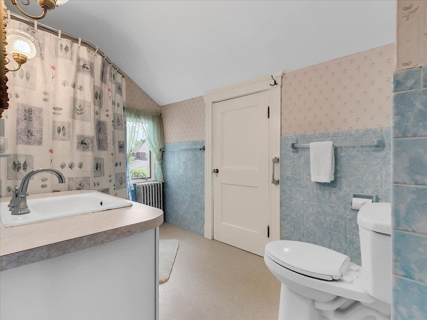 Single Family Residence at 77 Lamoille Ave, Haverhill MA 01835, photo 23 of 24