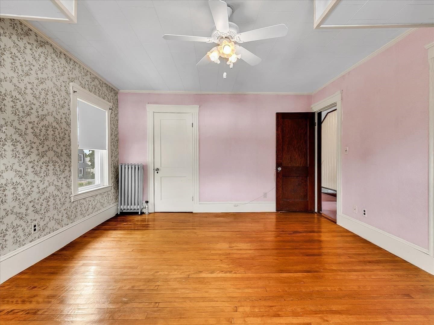 Single Family Residence at 77 Lamoille Ave, Haverhill MA 01835, photo 20 of 24