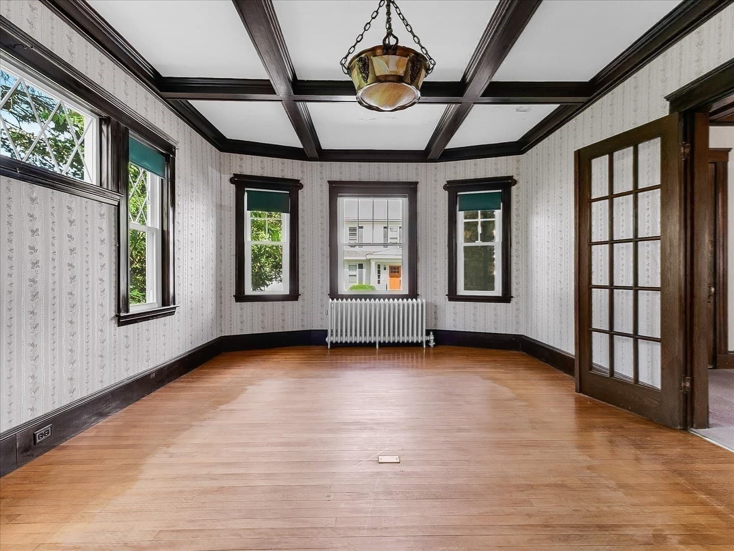 Single Family Residence at 77 Lamoille Ave, Haverhill MA 01835, photo 10 of 24