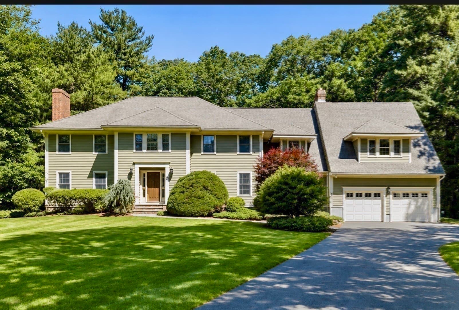 10 Donnelly Drive, Medfield MA 02052