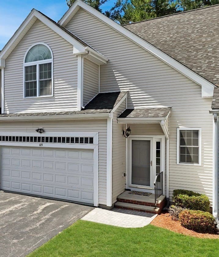 Condominium at 129 Afra # 129, West Boylston MA 01583, photo 2 of 38
