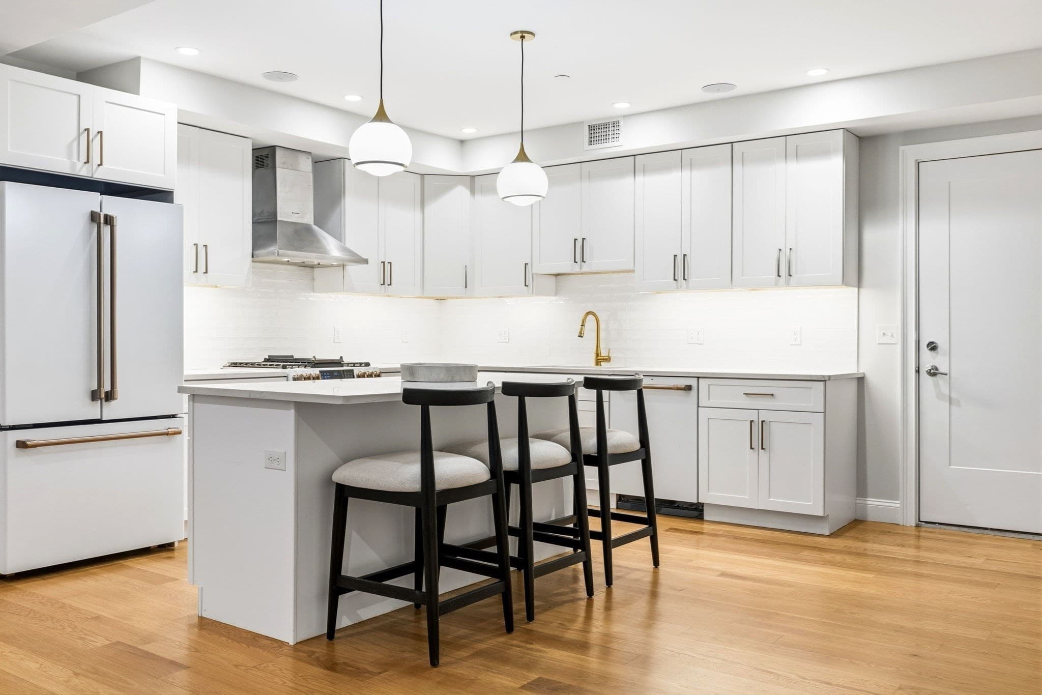 Condominium at 40 Westmoreland Street # 5, Boston MA 02124, Boston, photo 6 of 36
