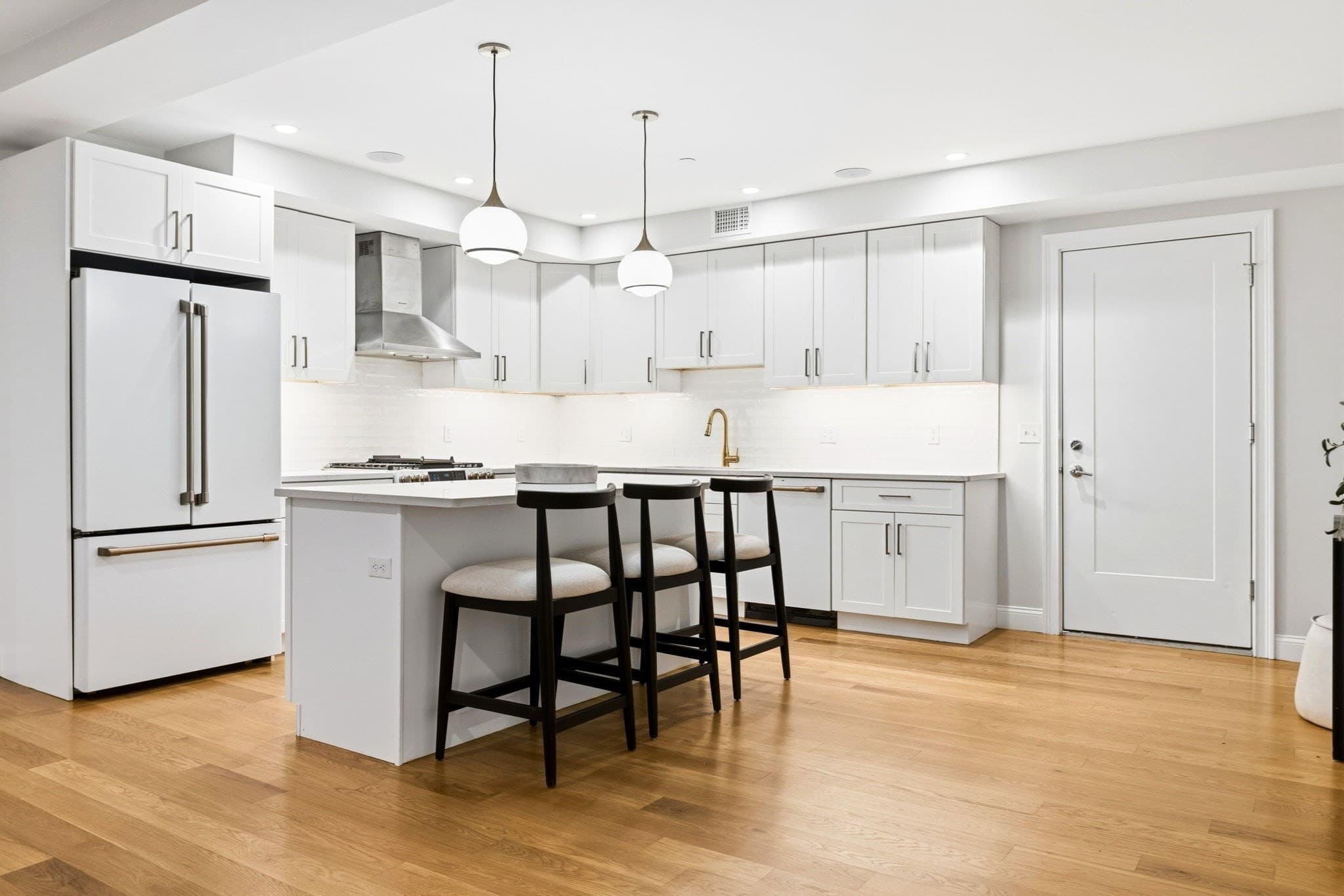 Condominium at 40 Westmoreland Street # 5, Boston MA 02124, Boston, photo 5 of 36