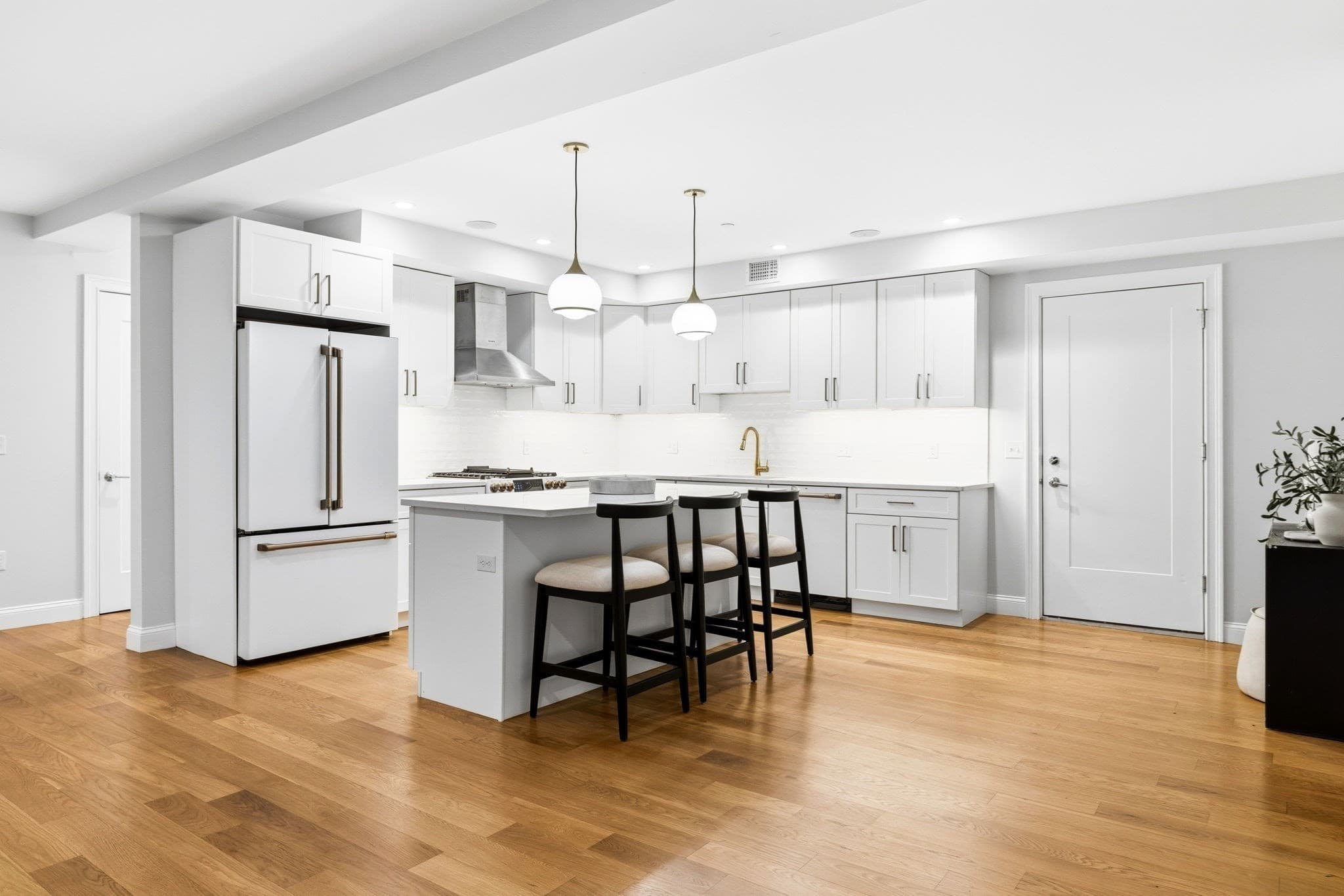 Condominium at 40 Westmoreland Street # 5, Boston MA 02124, Boston, photo 10 of 36