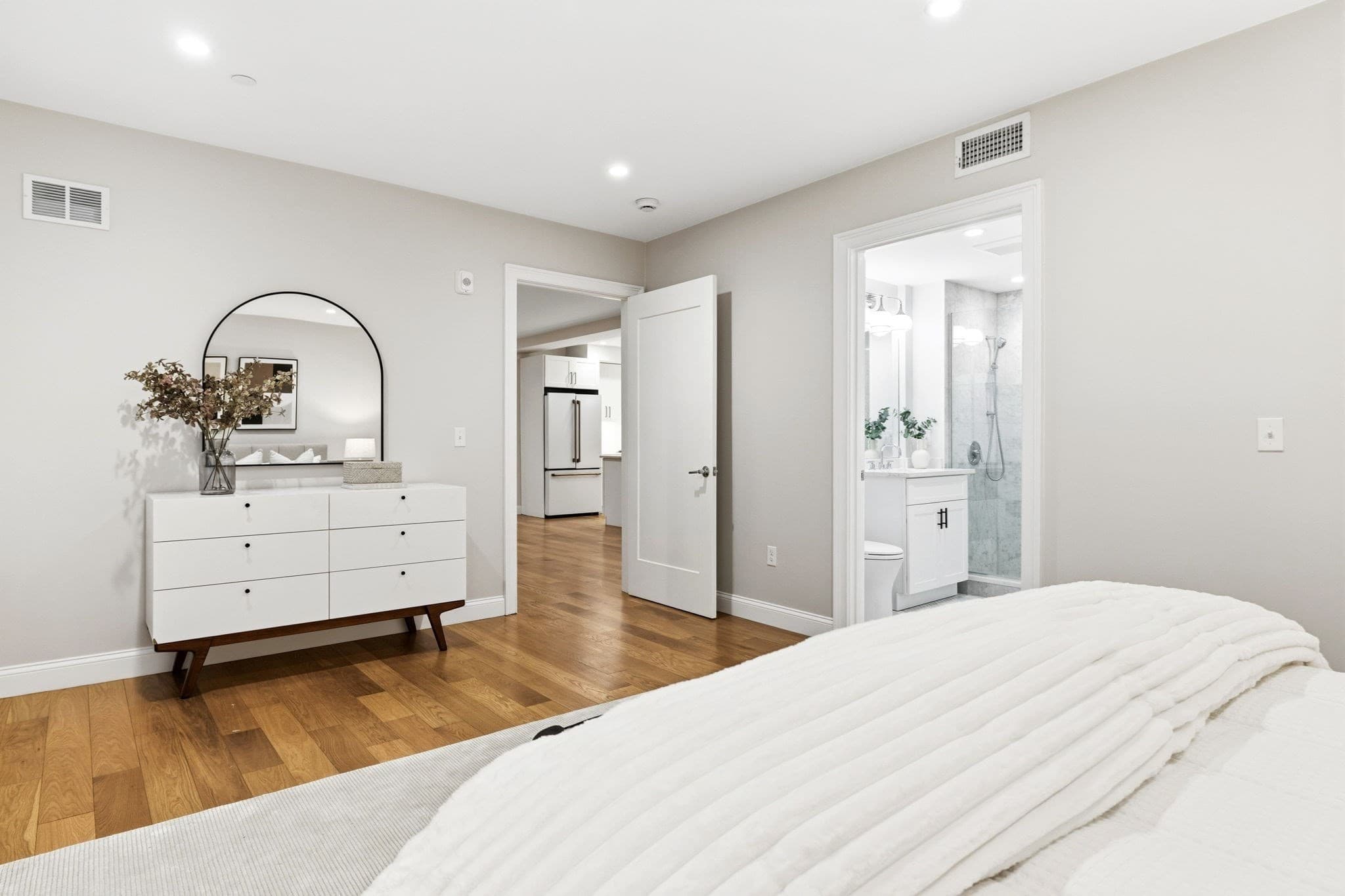 Condominium at 40 Westmoreland Street # 5, Boston MA 02124, Boston, photo 25 of 36