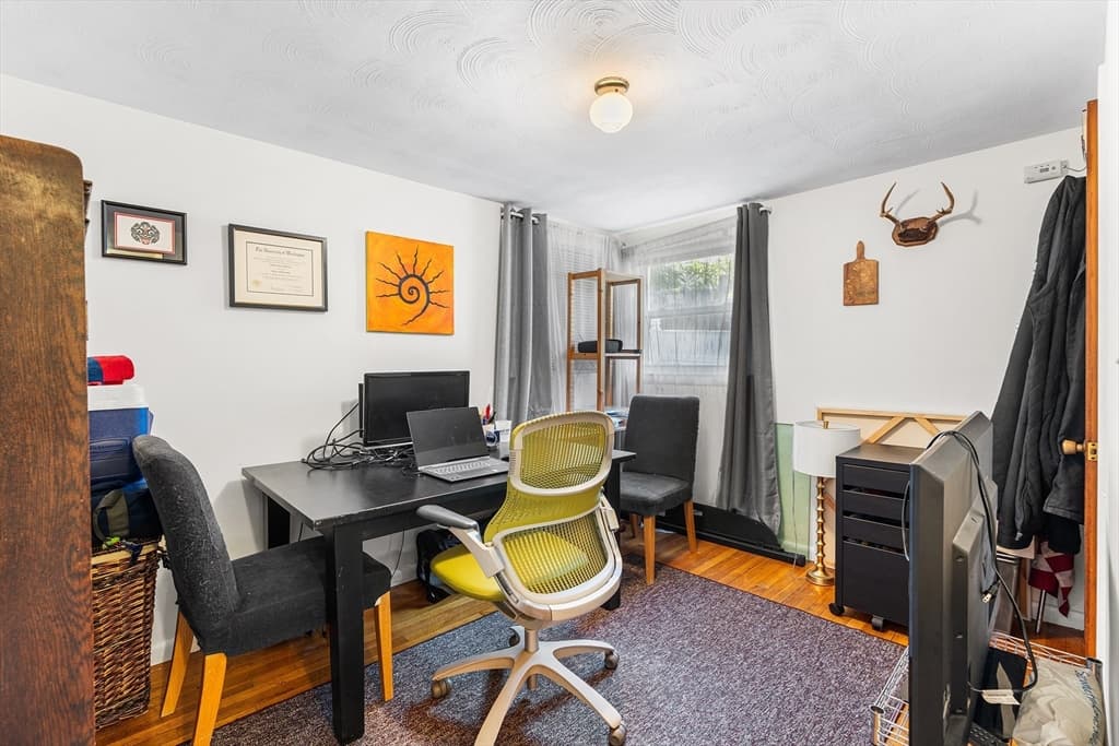 104 College Farm Rd, Waltham MA 02451 photo 12