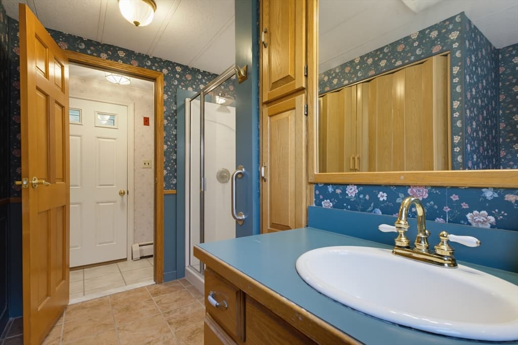 18 Sunset Lane, Plainville MA 02762 photo 14