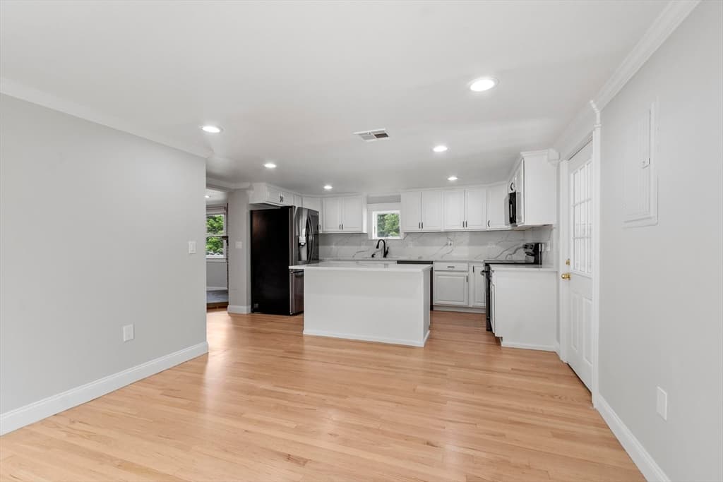 Single Family Residence at 92 Hosmer Street, Hudson MA 01749, Hudson, photo 8 of 31
