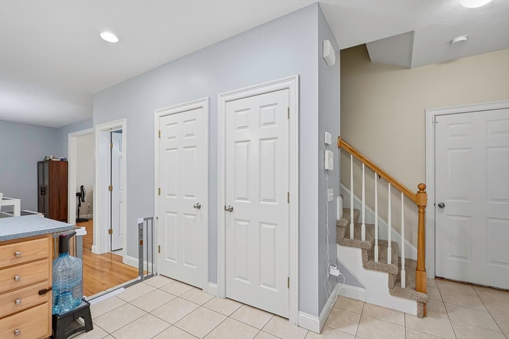 Condominium at 13 Knowlton Cir # 13, Upton MA 01568, Upton, photo 16 of 42