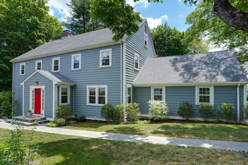 65 Hillside Ter, Belmont MA 02478
