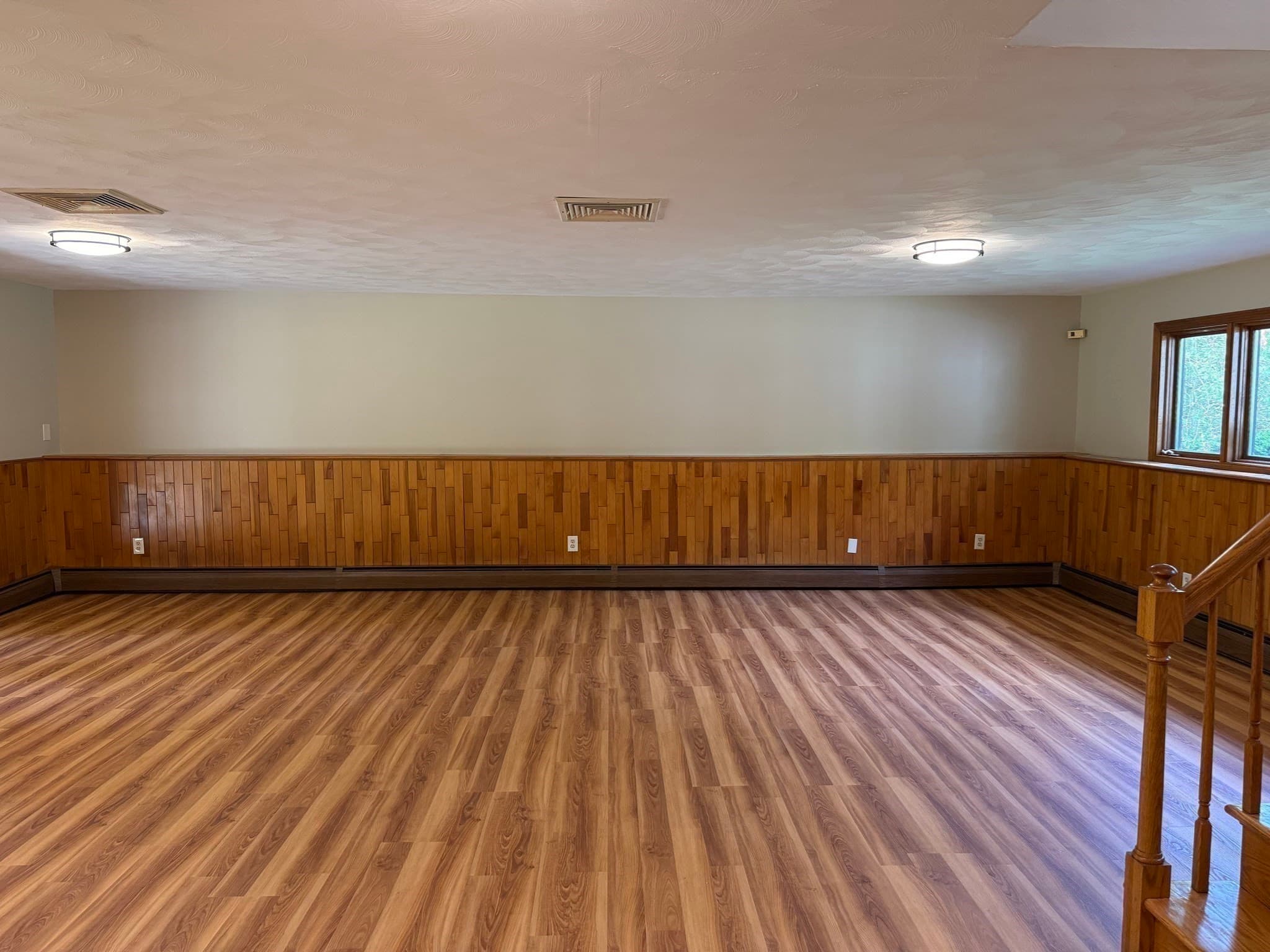 Single Family Residence at 1174 Old Fall River Rd, Dartmouth MA 02747, photo 24 of 41