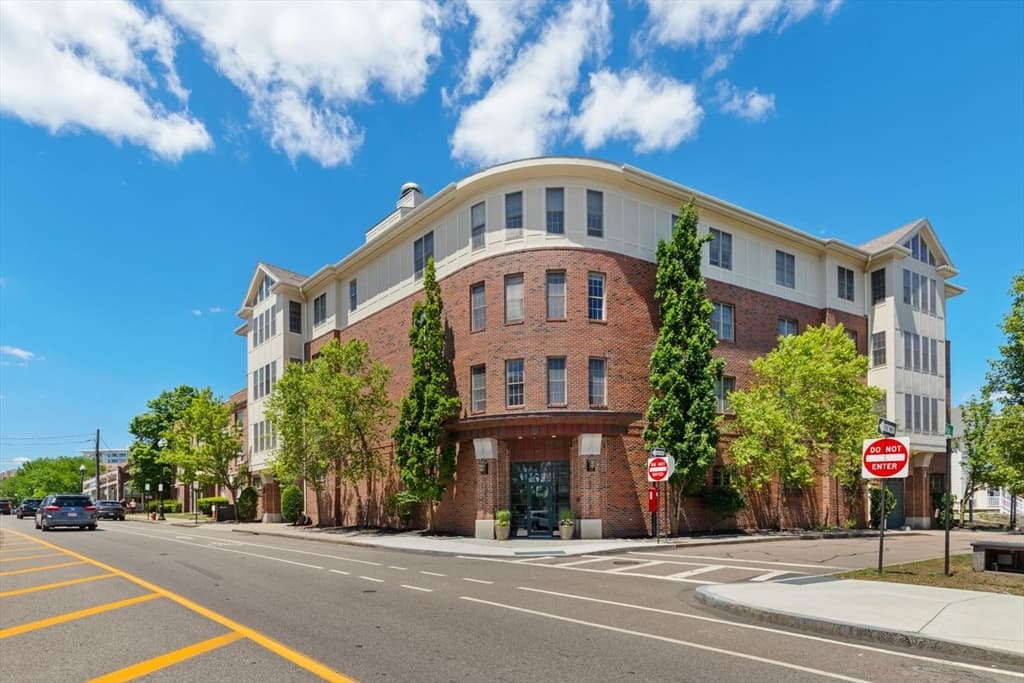 106 Washington St # 23, Quincy MA 02169
