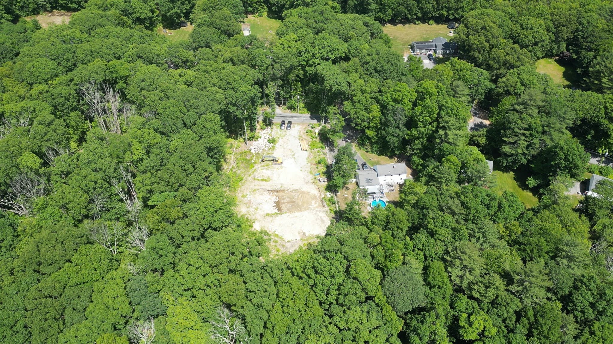 Residential at 24 Conlin Rd, Oxford MA 01540, photo 4 of 14