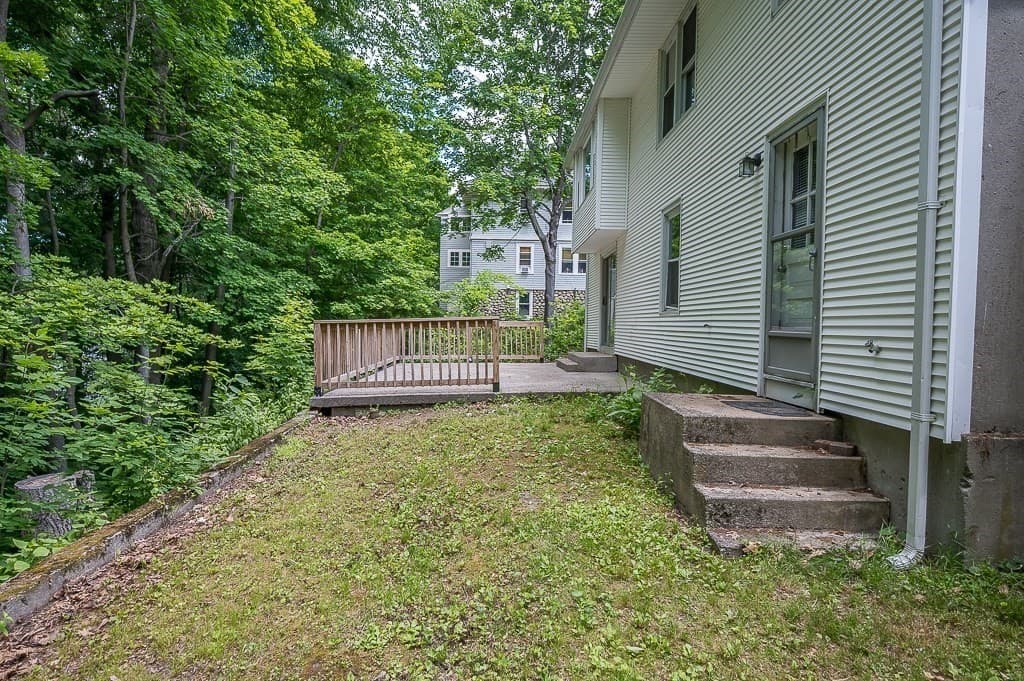 42 Iowa St, Worcester MA 01602 photo 32