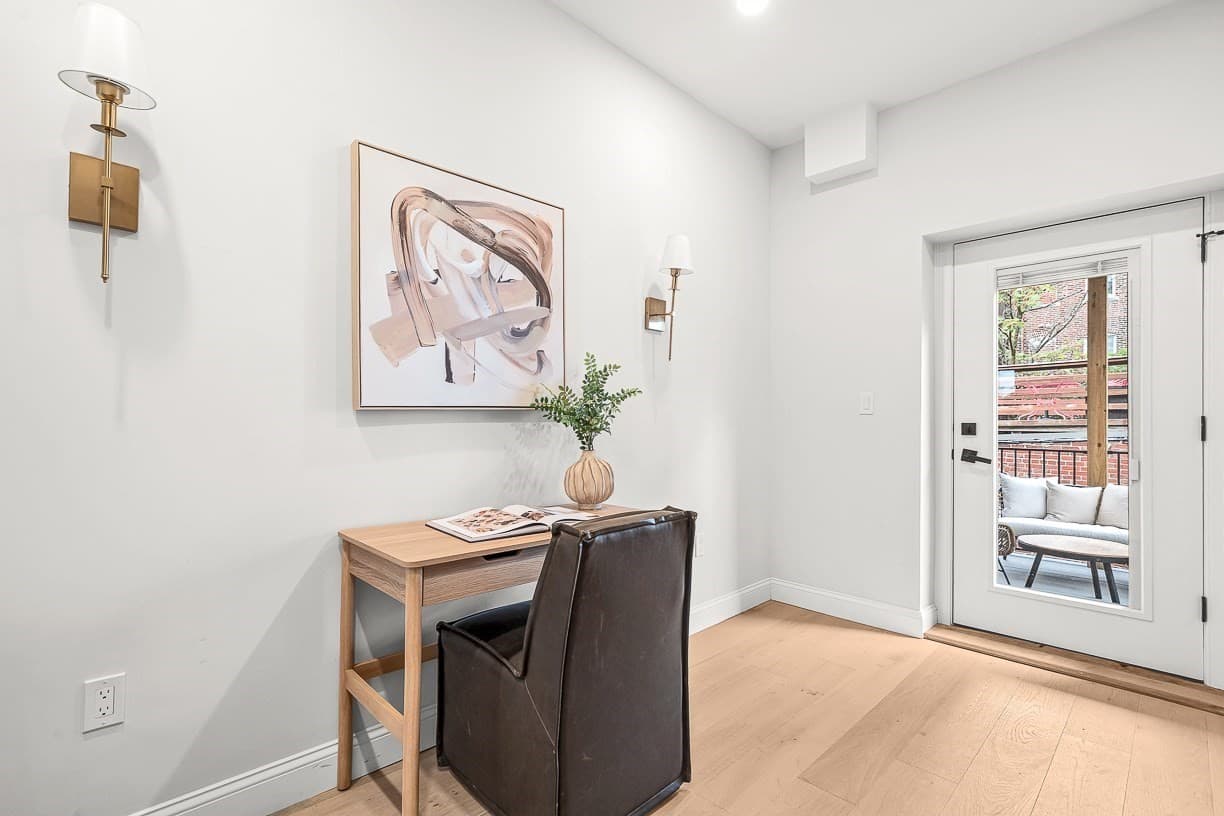 Condominium at 166 Salem St # 8, Boston MA 02113, photo 13 of 19