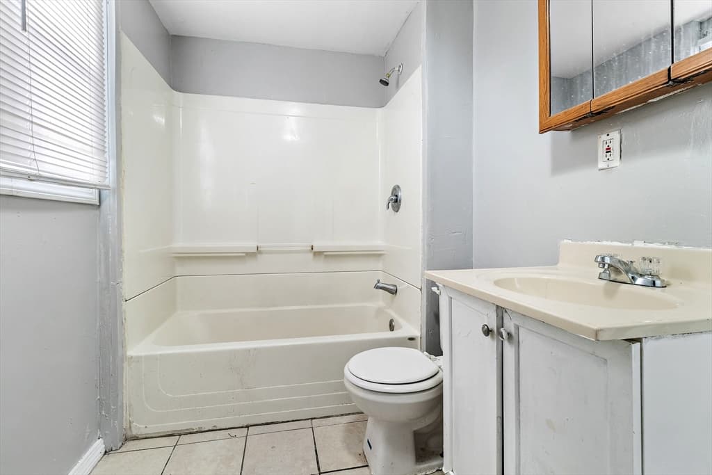 29 Newbury St, Worcester MA 01609 photo 6