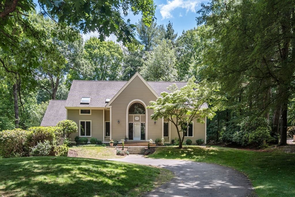 375 Atherton Street, Milton MA 02186 photo 2