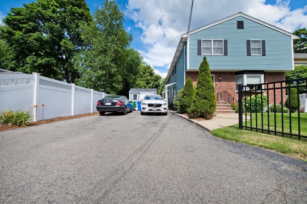 2 Family - 2 Units Up/Down at 16 Warren Ave, Newton MA 02465, Newton, photo 29 of 42