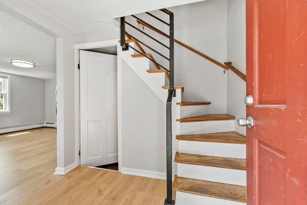 52 Auburn St, Lowell MA 01852 photo 20