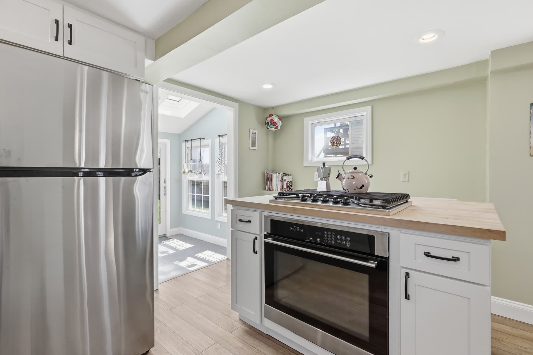 Single Family Residence at 20 Milton Street, Saugus MA 01906, photo 13 of 36