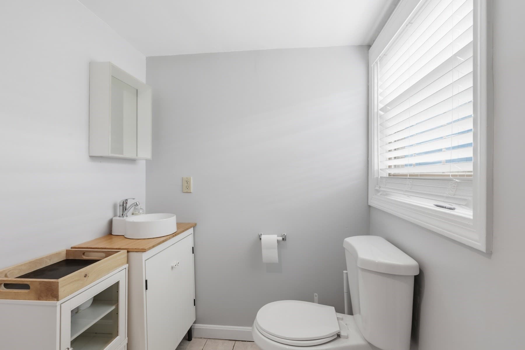 Single Family Residence at 20 Milton Street, Saugus MA 01906, photo 17 of 36