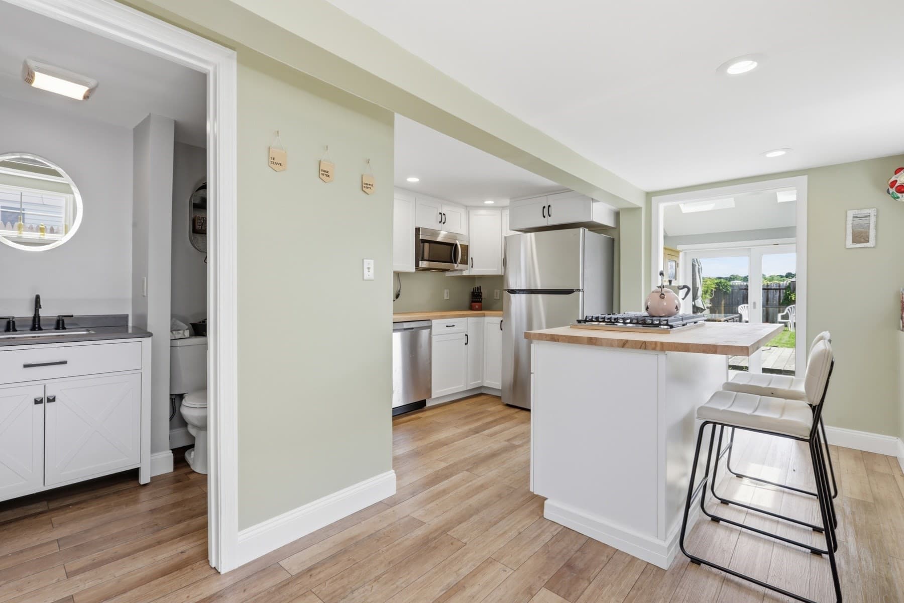 Single Family Residence at 20 Milton Street, Saugus MA 01906, photo 10 of 36