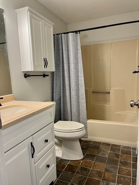 1600 Skyline Dr # 6, Lowell MA 01854 photo 13