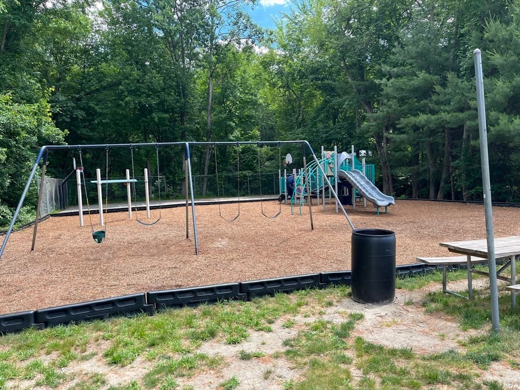 1600 Skyline Dr # 6, Lowell MA 01854 photo 26