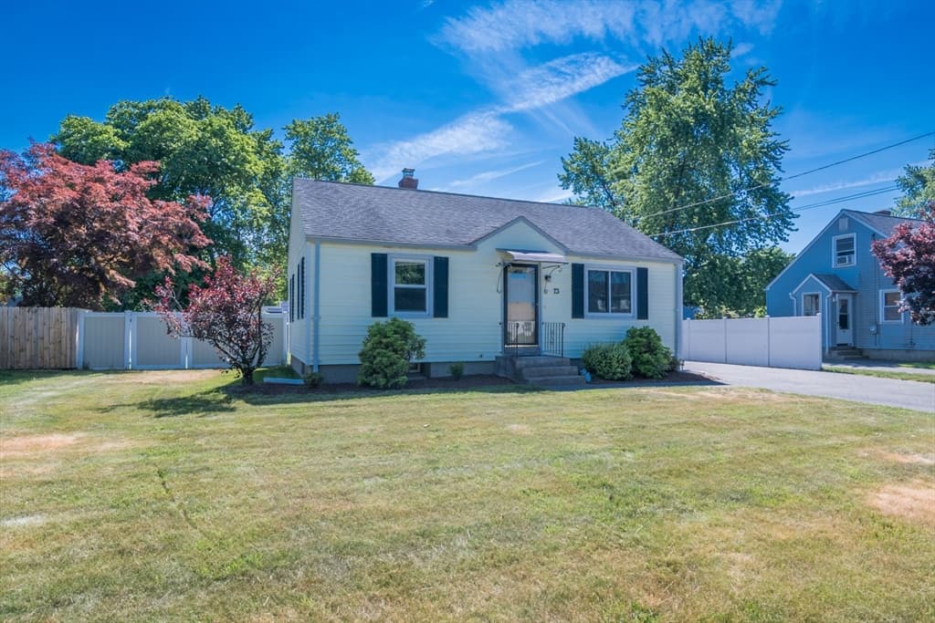 Single Family Residence at 73 Catalpa Ter, Springfield MA 01119, Springfield, photo 2 of 31