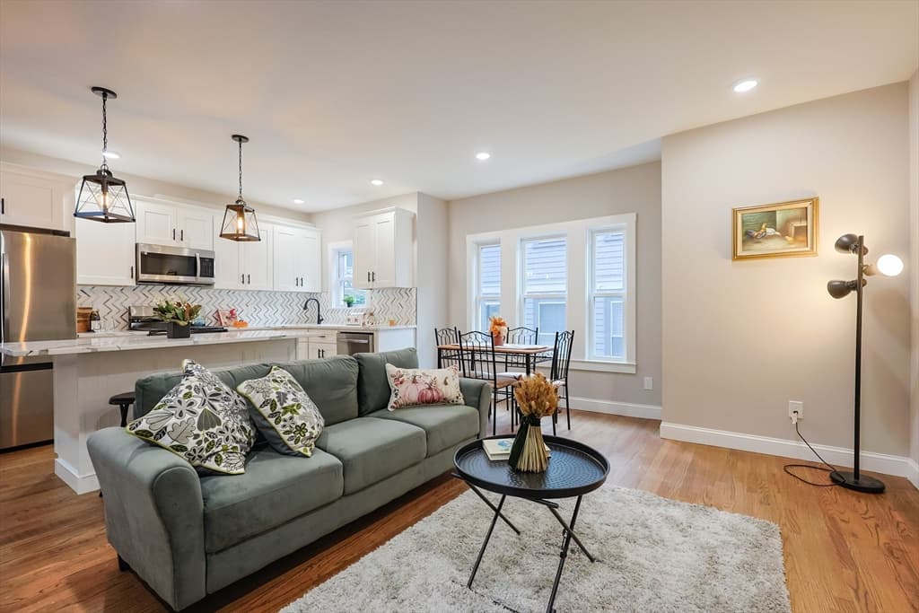 11 Watson St # 1, Somerville MA 02144