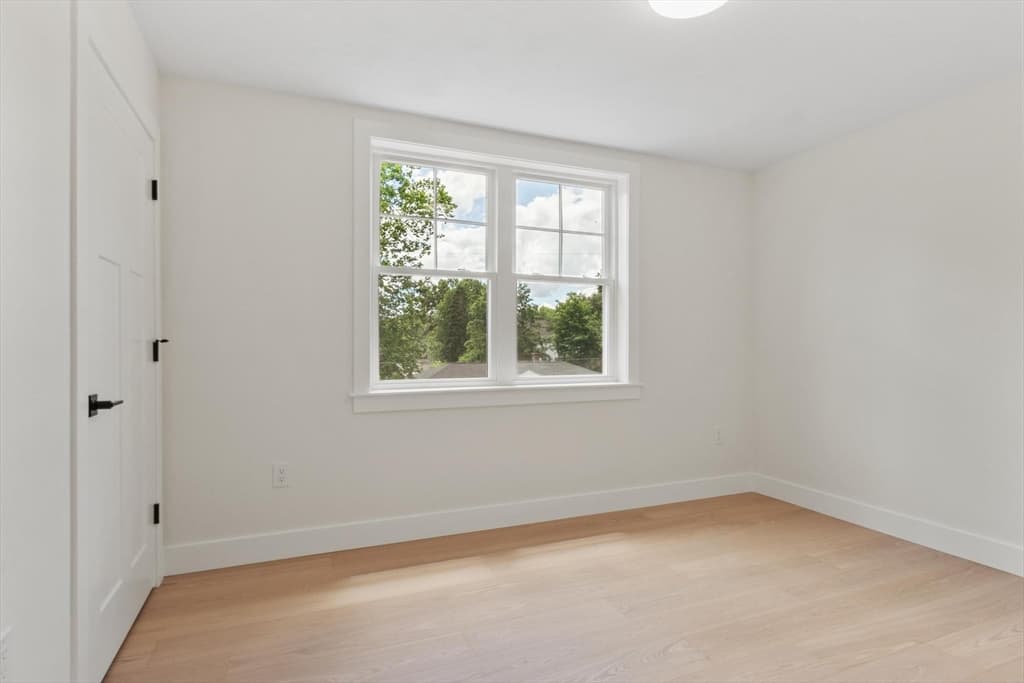 60 Neillian Street, Bedford MA 01730 photo 26