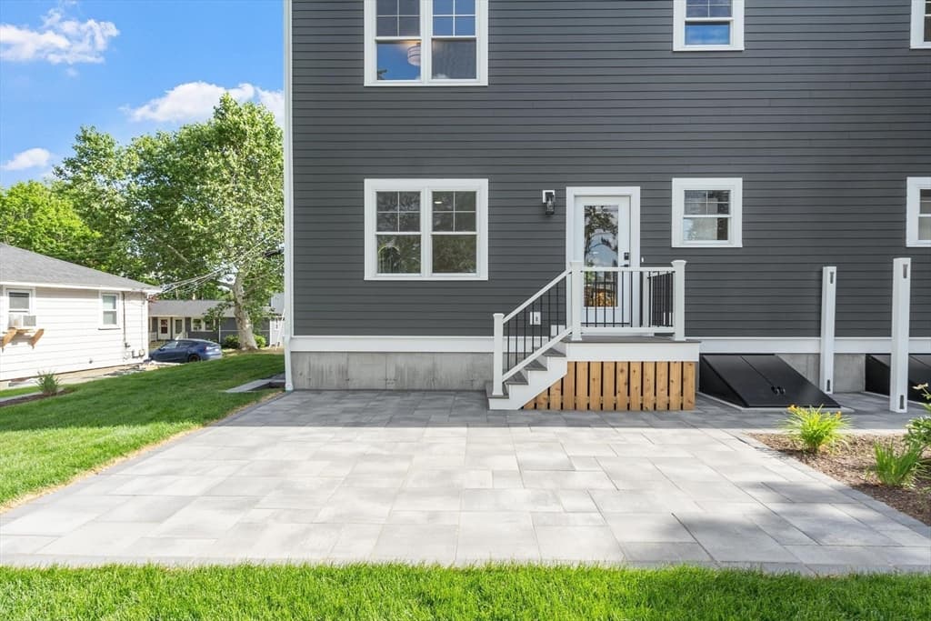 60 Neillian Street, Bedford MA 01730 photo 36