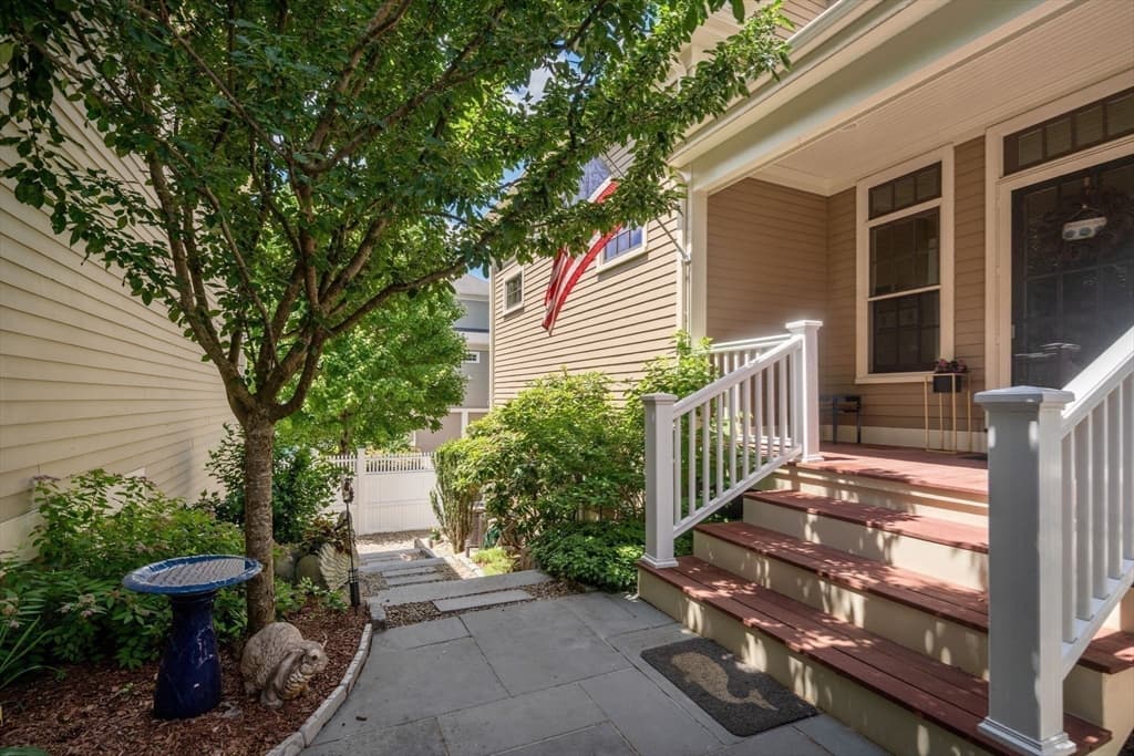 Condominium at 29 Maple Lane # 29, Medfield MA 02052, Medfield, photo 32 of 42