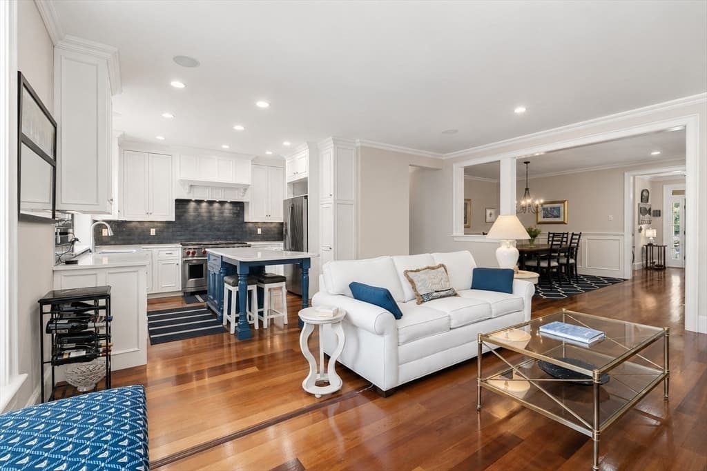 Condominium at 29 Maple Lane # 29, Medfield MA 02052, Medfield, photo 10 of 42