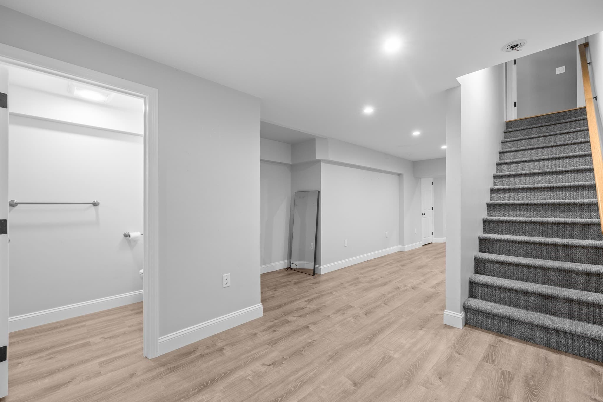 Single Family Residence at 10 Fieldstone Way, Boxford MA 01921, Boxford, photo 27 of 42