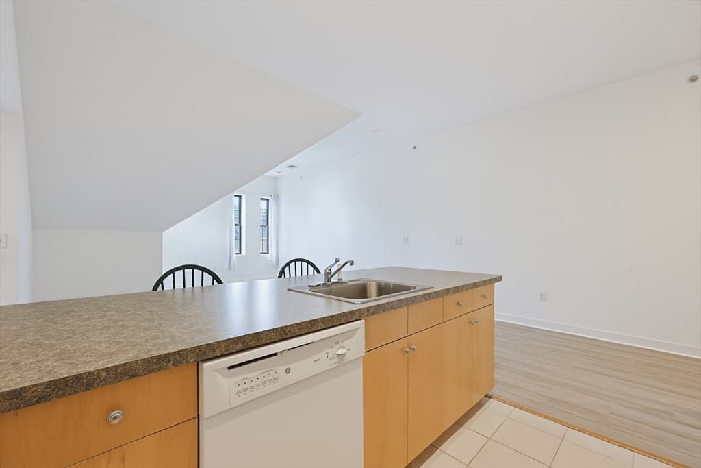 72 Ashland St # 408, Malden MA 02148 photo 20