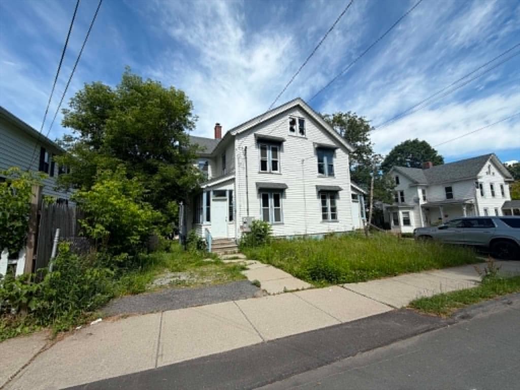 27 Daniels Ave, Pittsfield MA 01201 photo 2
