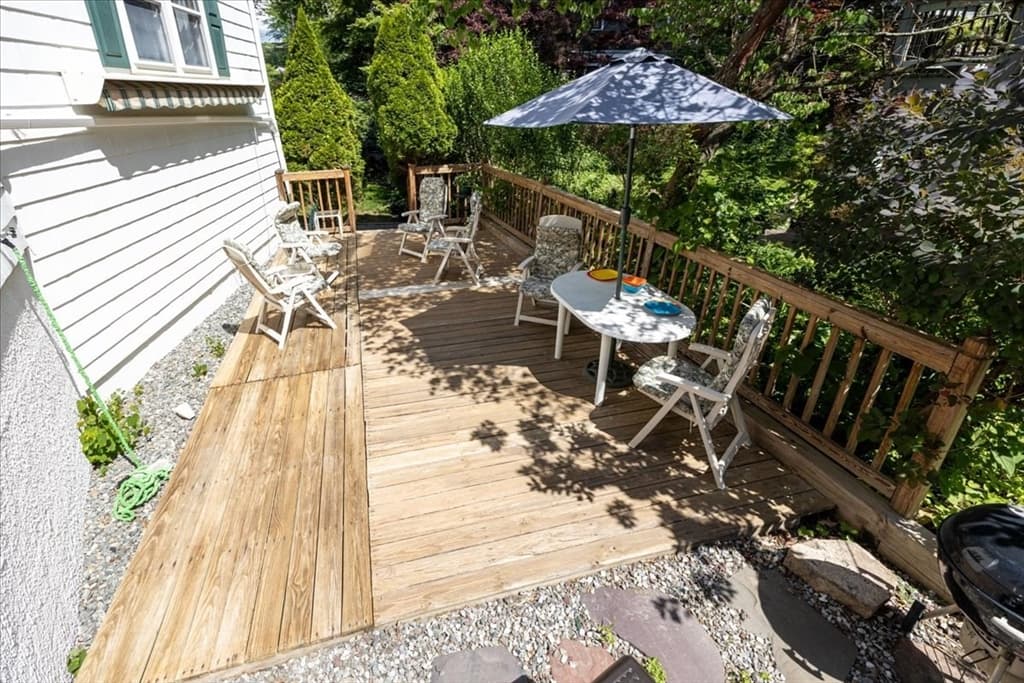 366 Warren St, Needham MA 02492 photo 17